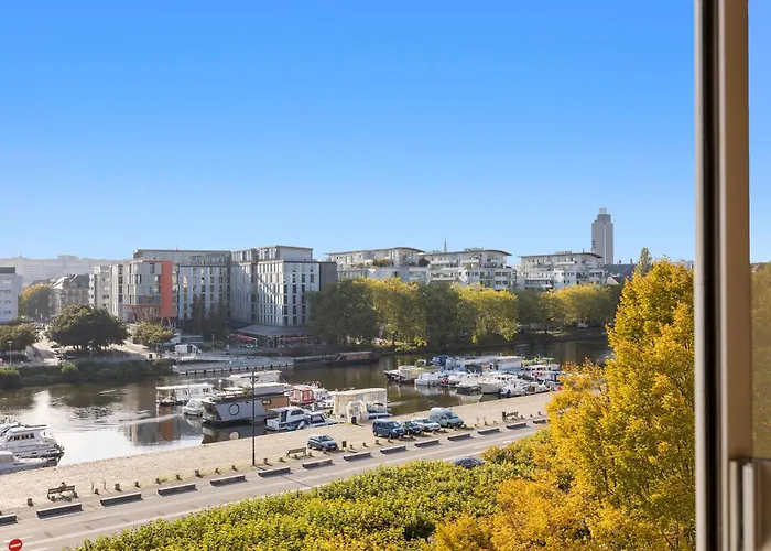 Rêveries Au Bord De L’erdre *